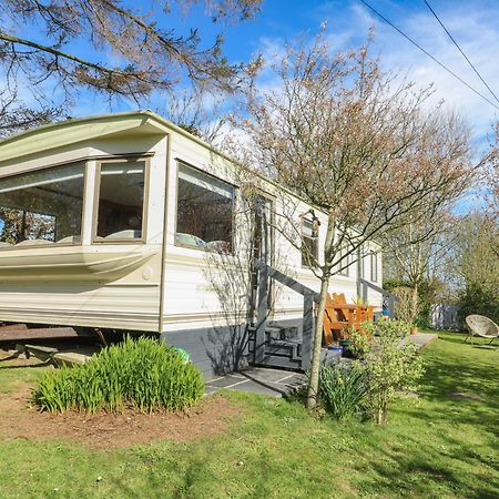 Fron Dderw Caravan Holyhead Zewnętrze zdjęcie