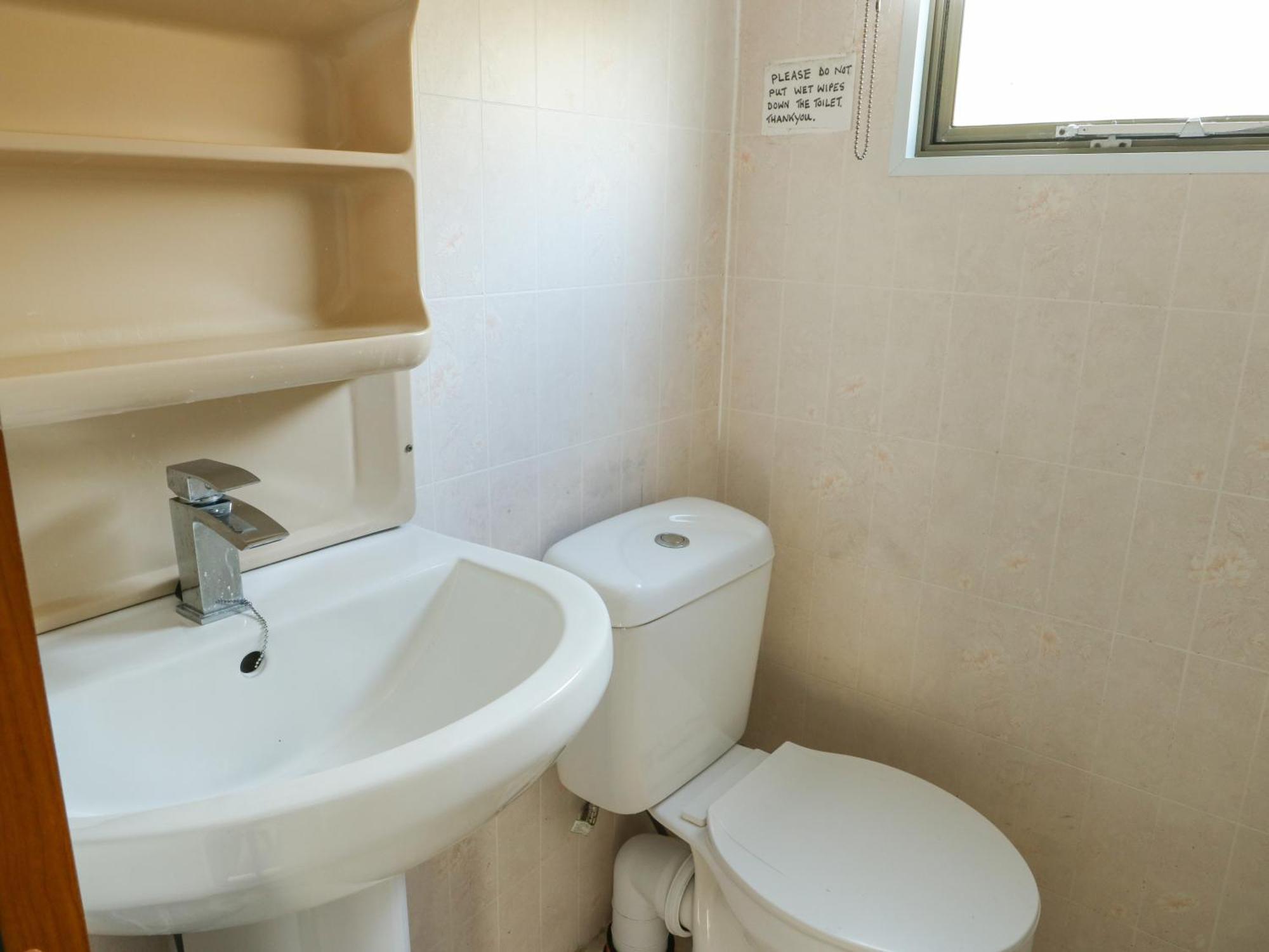 Fron Dderw Caravan Holyhead Zewnętrze zdjęcie