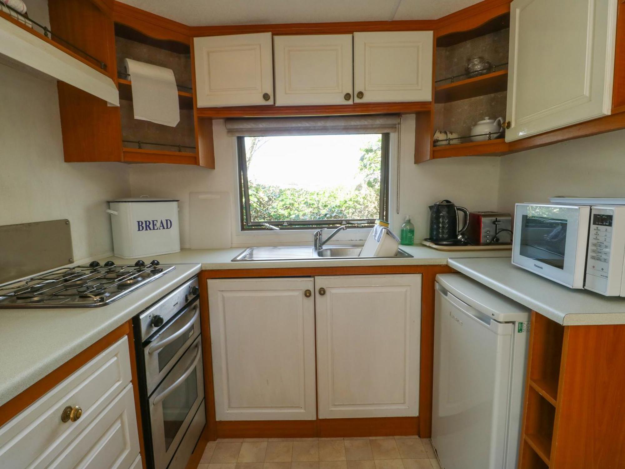 Fron Dderw Caravan Holyhead Zewnętrze zdjęcie